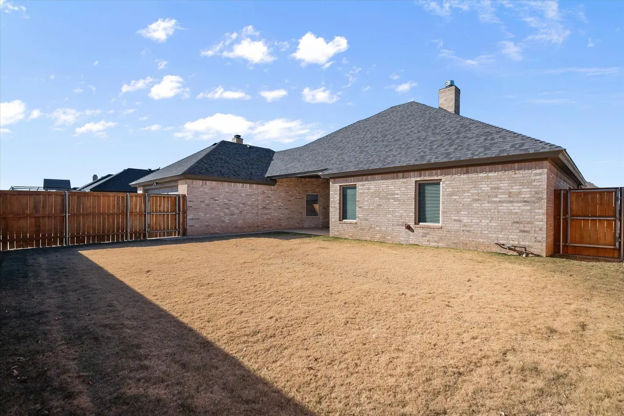 Photo 34 — 717 N 7th Street, Wolfforth, TX 79382