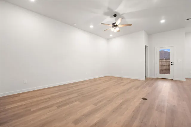 Photo 4 — 2401 Aberdeen Avenue, Wolfforth, TX 79382