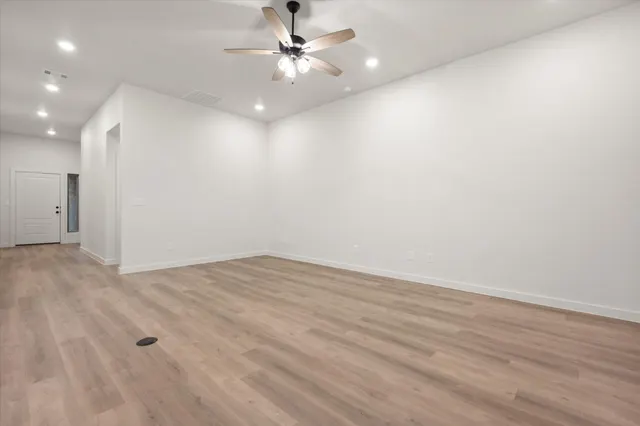 Photo 5 — 2401 Aberdeen Avenue, Wolfforth, TX 79382