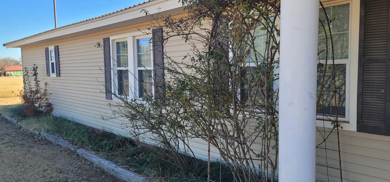 Photo 3 — 5711 County Road 5850, Lubbock, TX 79415