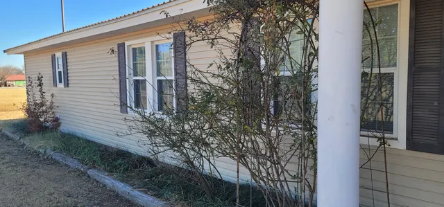 Photo 3 — 5711 County Road 5850, Lubbock, TX 79415