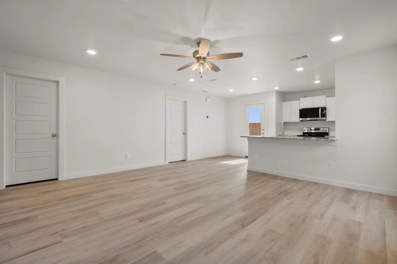Photo 14 — 8311 24th Street, Lubbock, TX 79407
