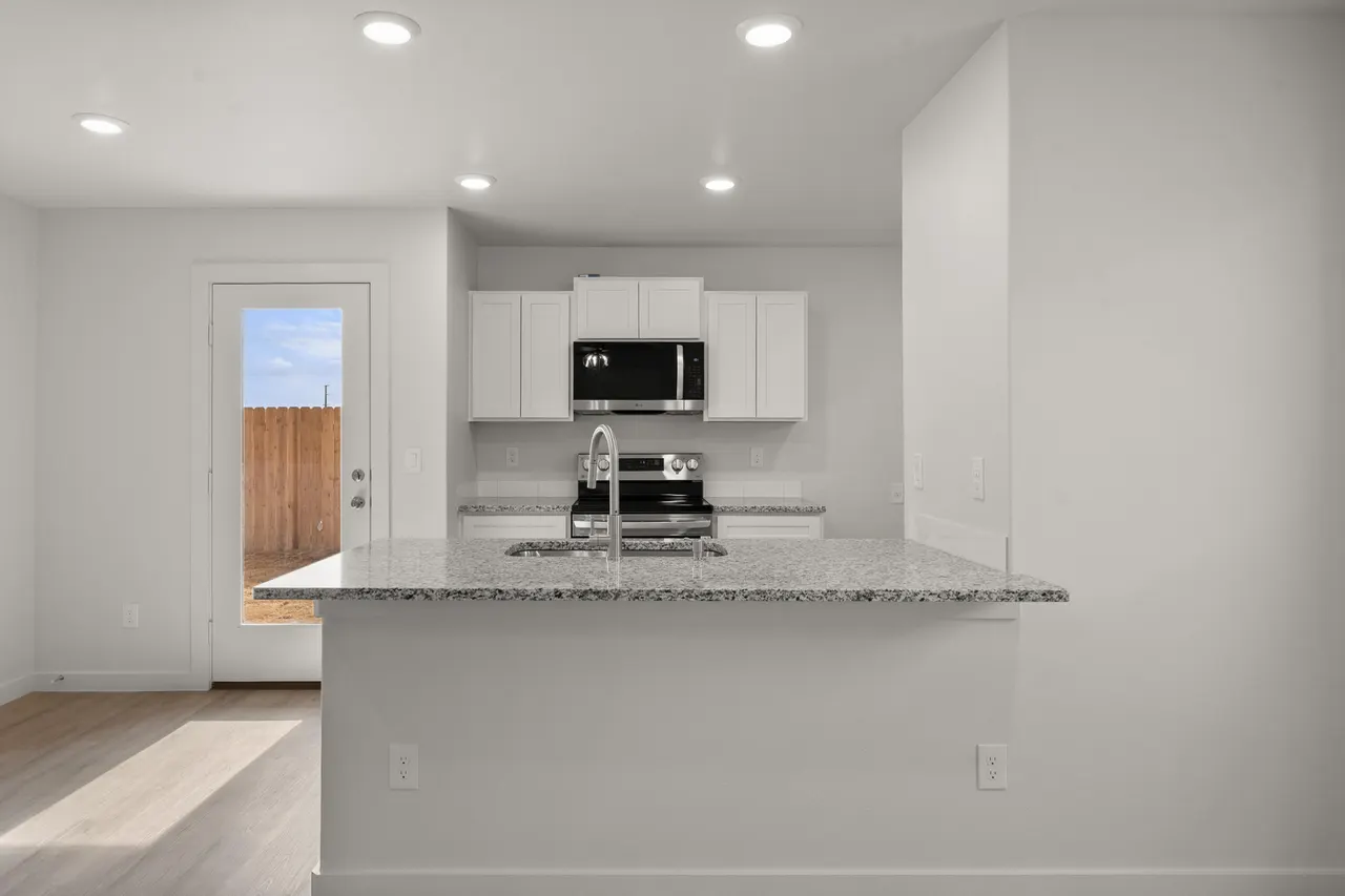 Photo 15 — 8311 24th Street, Lubbock, TX 79407