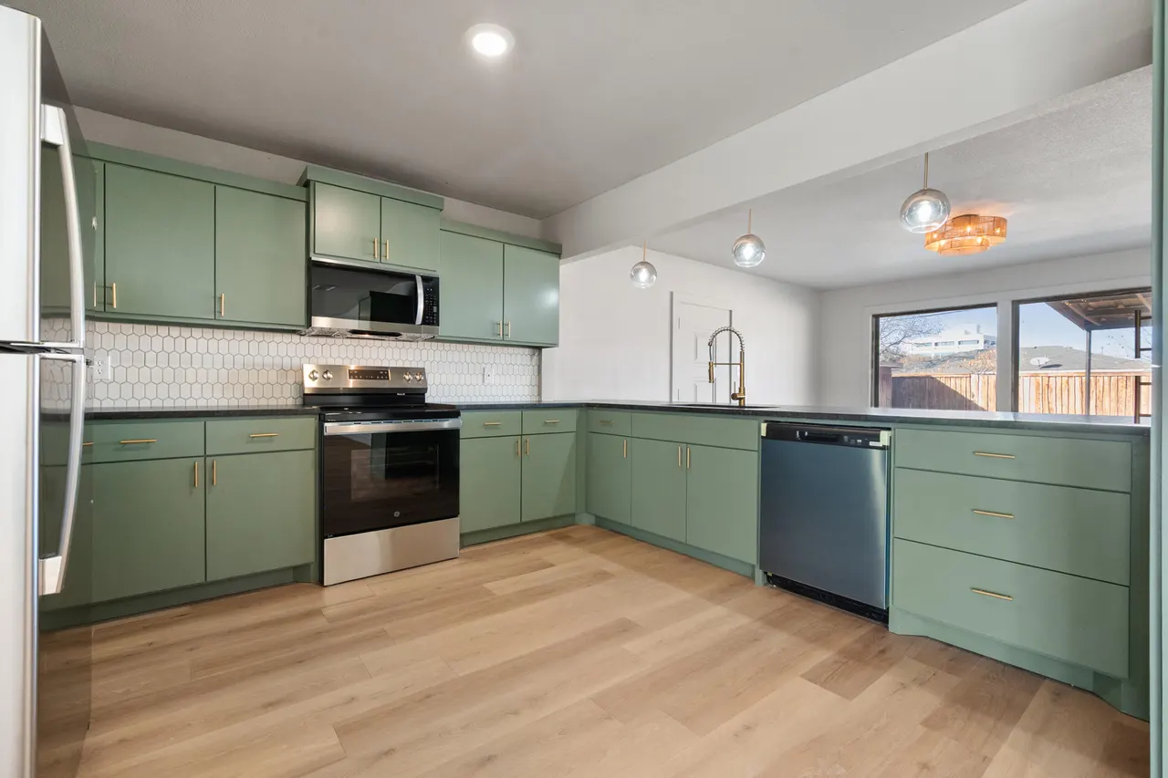 Photo 8 — 2504 53rd Street, Lubbock, TX 79413