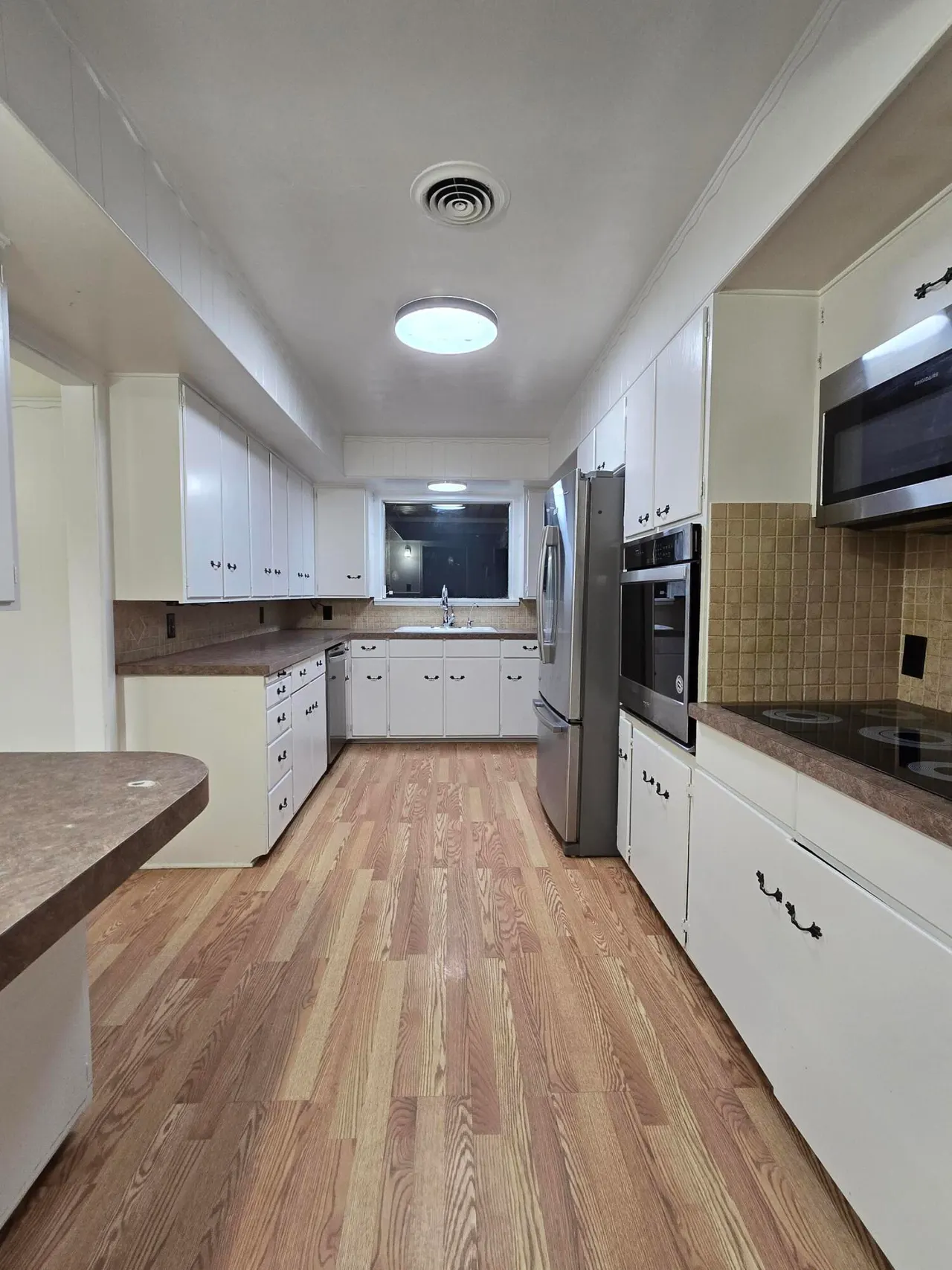 Photo 3 — 2229 S 6th Street, Lamesa, TX 79331