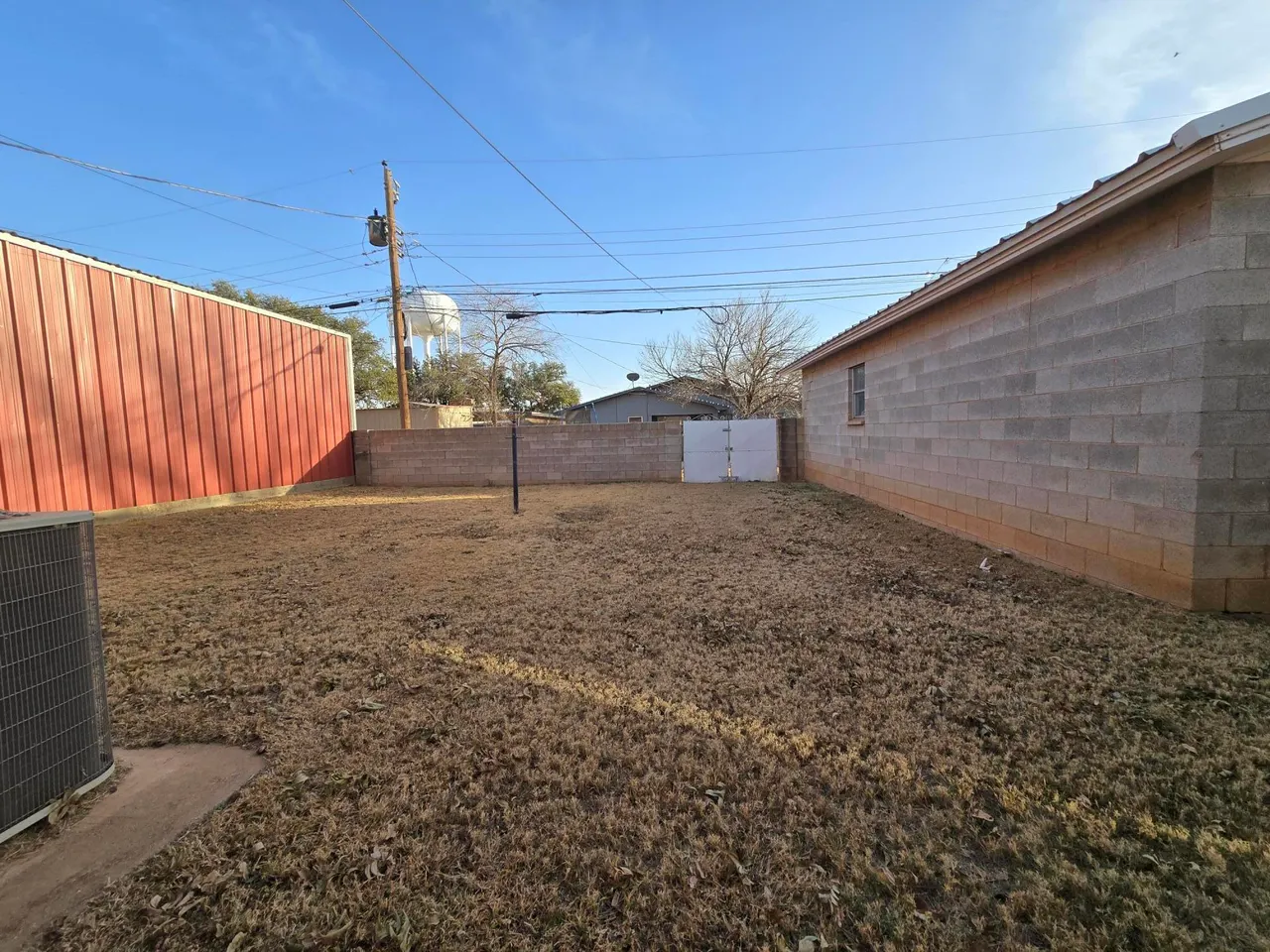 Photo 24 — 2229 S 6th Street, Lamesa, TX 79331