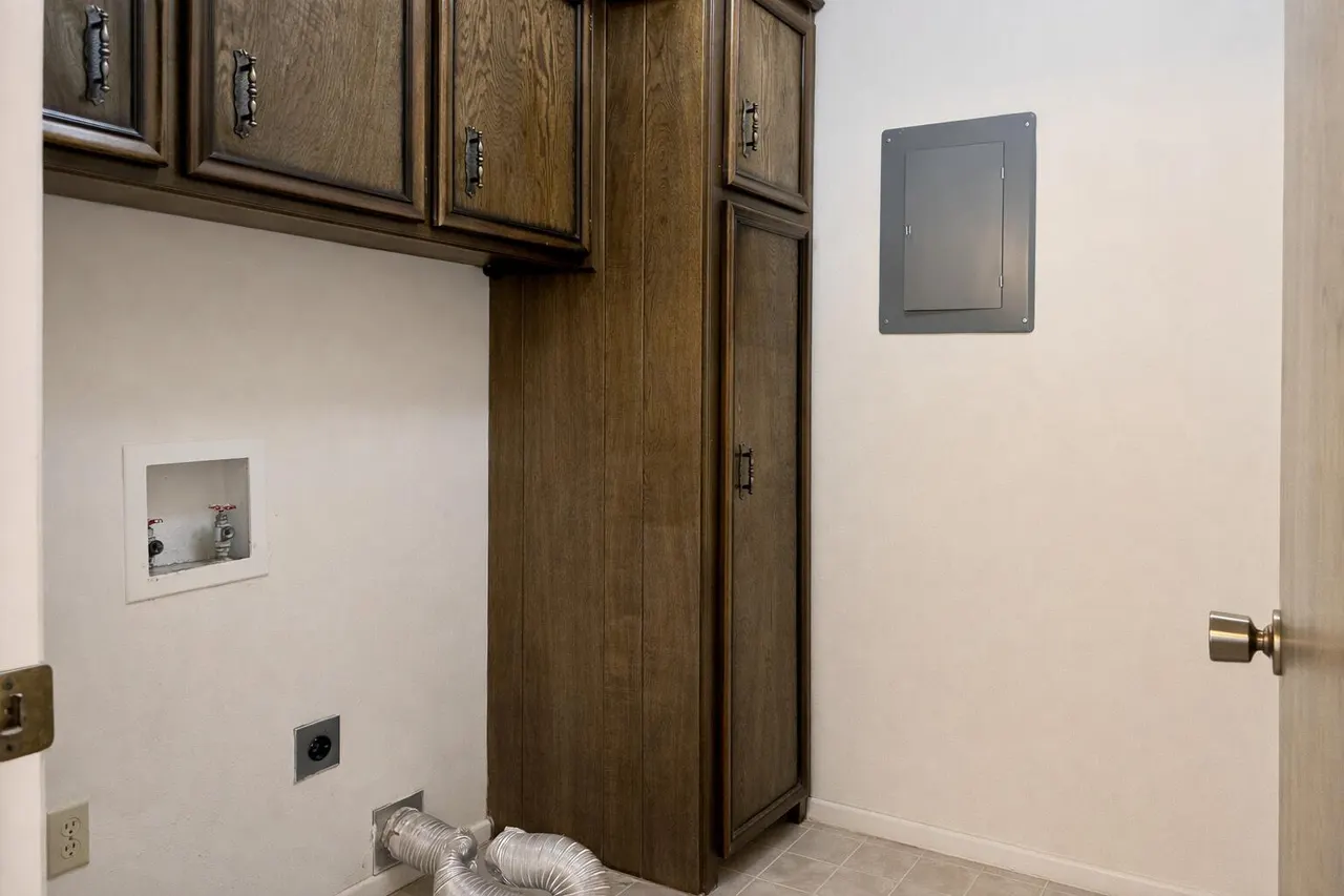 Photo 11 — 1423 Cherry Blossom Drive, Littlefield, TX 79339