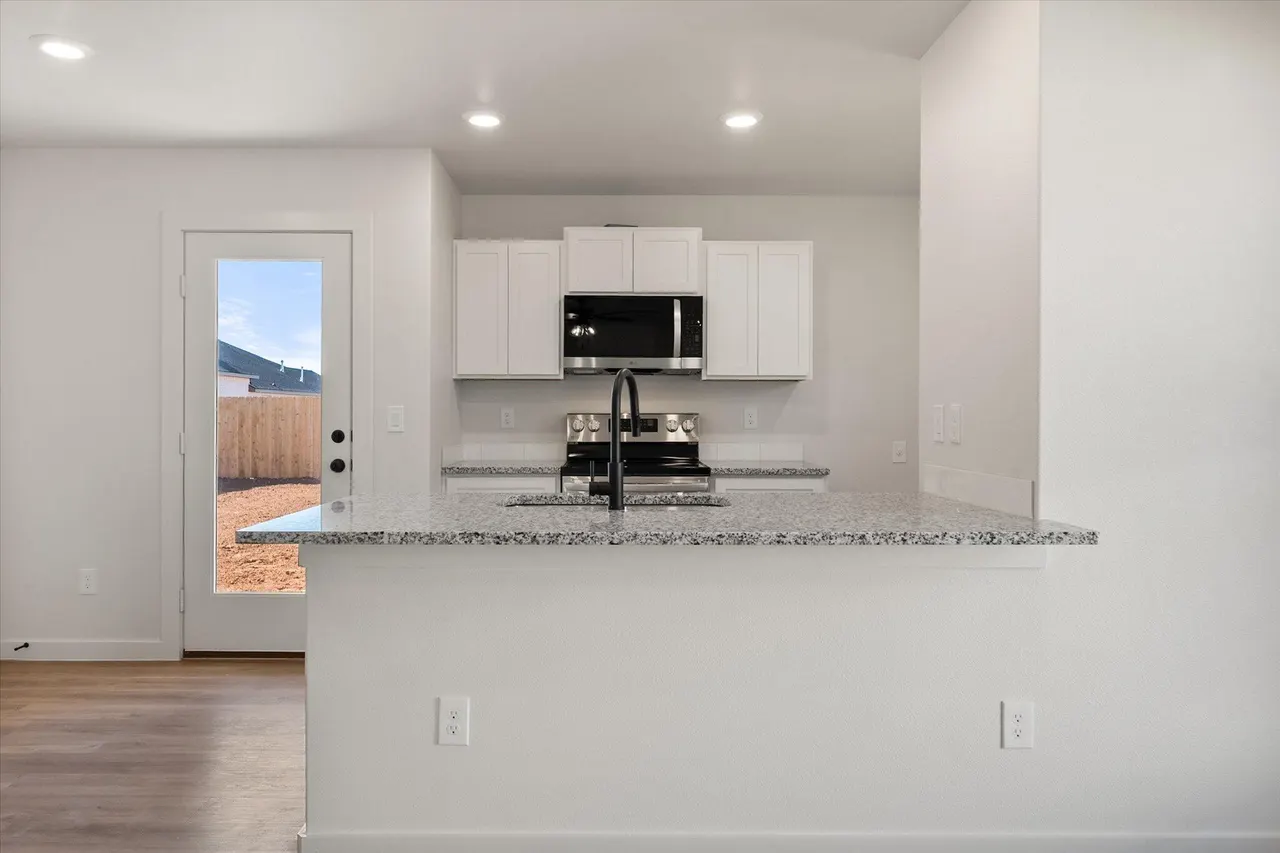 Photo 6 — 6308 Volney Avenue, Lubbock, TX 79407