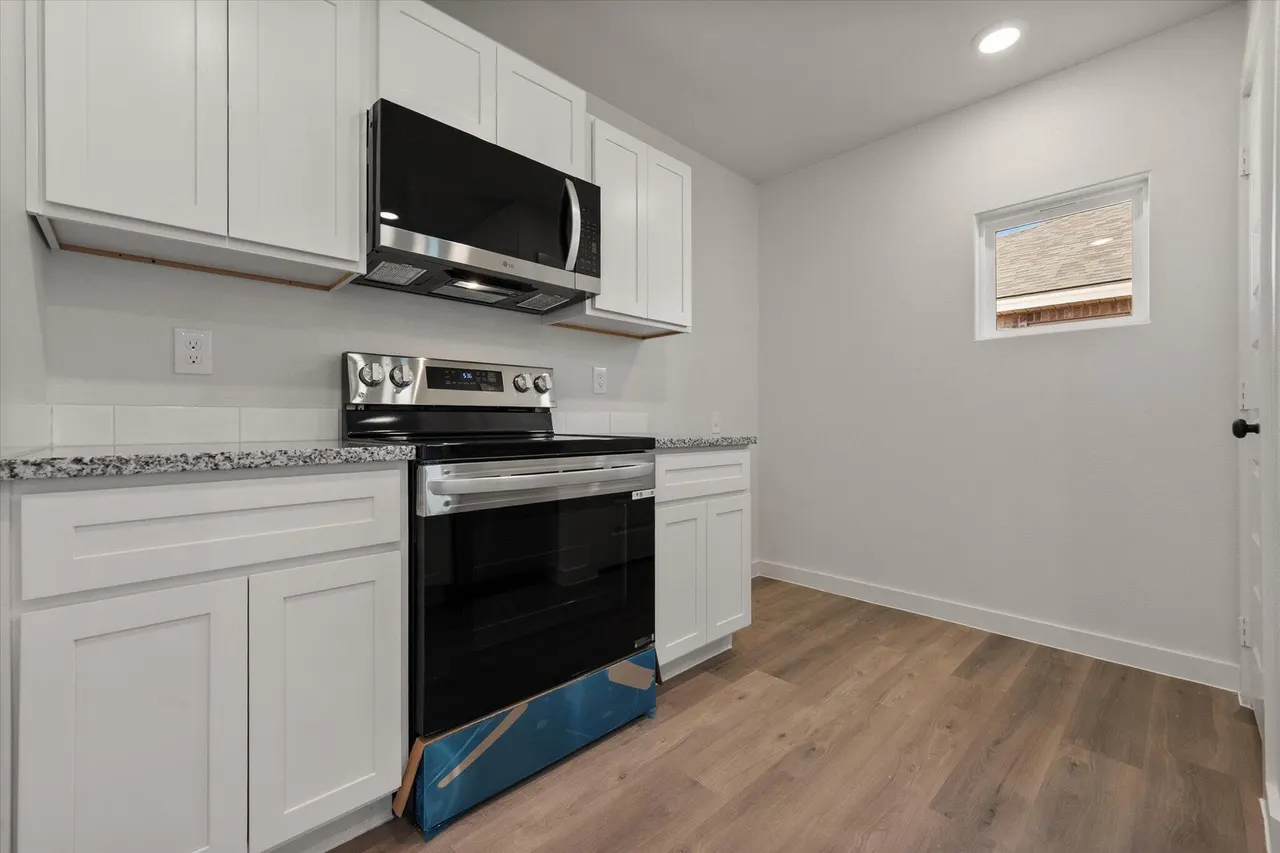 Photo 9 — 6308 Volney Avenue, Lubbock, TX 79407
