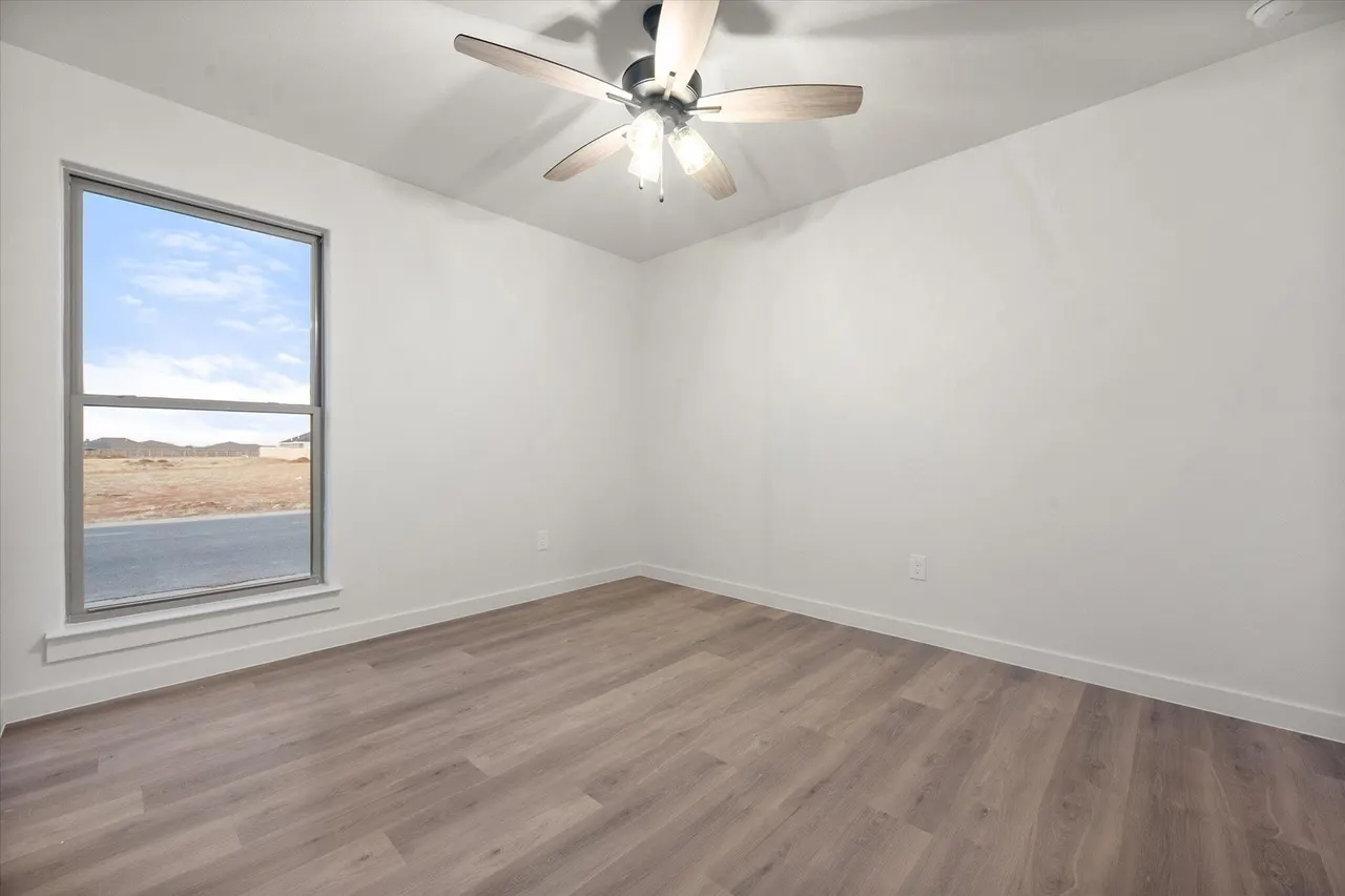 Photo 17 — 2402 Aberdeen Avenue, Wolfforth, TX 79382