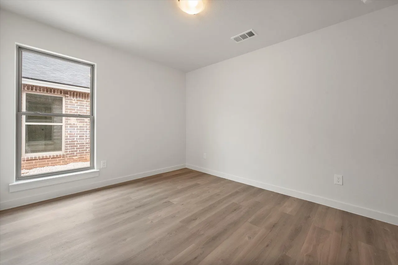 Photo 16 — 2406 Aberdeen Avenue, Wolfforth, TX 79382