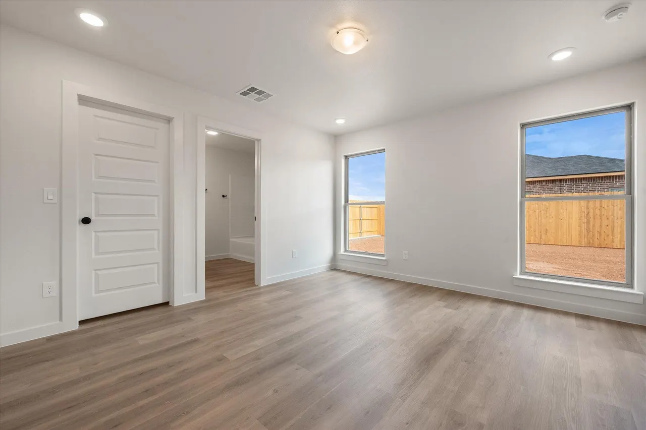 Photo 13 — 2406 Aberdeen Avenue, Wolfforth, TX 79382