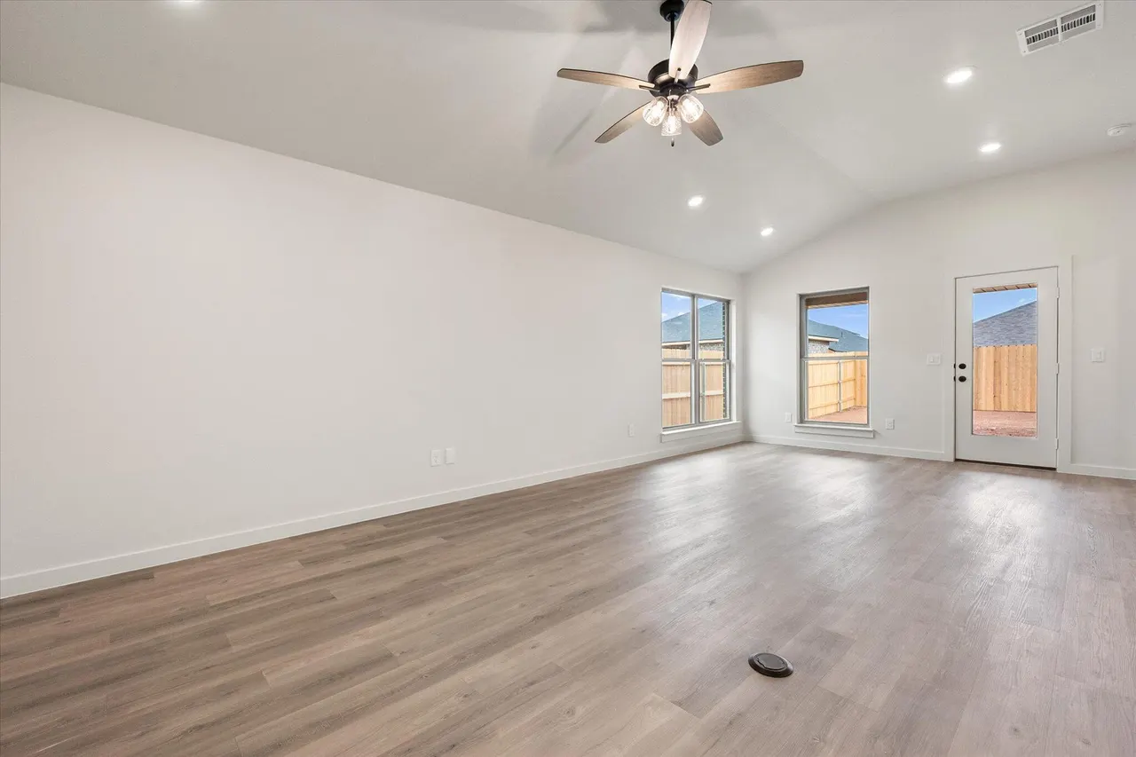 Photo 3 — 2408 Aberdeen Avenue, Wolfforth, TX 79382