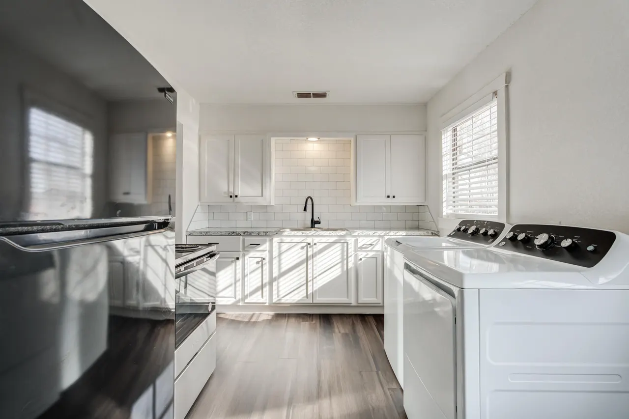 Photo 11 — 224 E 37th Street, Lubbock, TX 79404