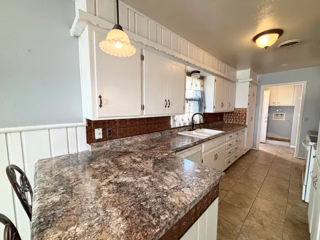 Photo 6 — 1601 Avenue F, Abernathy, TX 79311