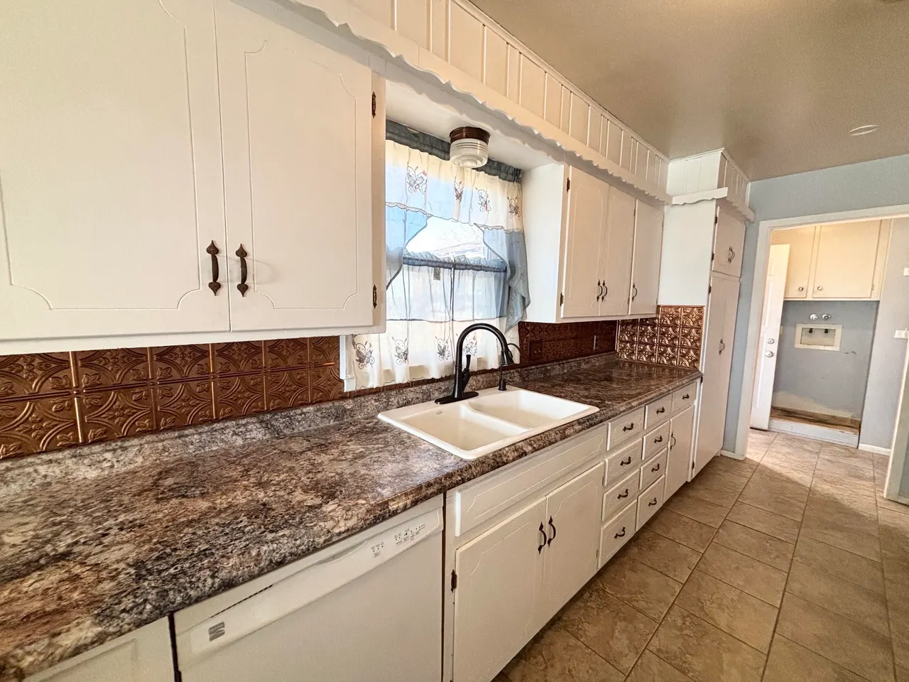 Photo 7 — 1601 Avenue F, Abernathy, TX 79311