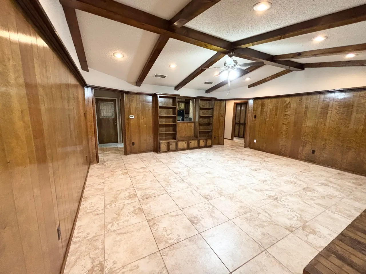Photo 5 — 4913 62nd Street, Lubbock, TX 79414