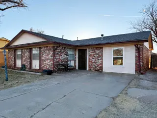 Sold home at 303 Mohawk Drive