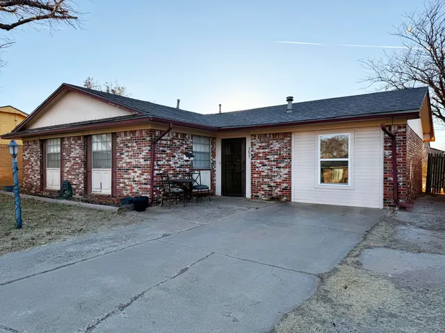Front exterior — 303 Mohawk Drive, Post, TX 79356