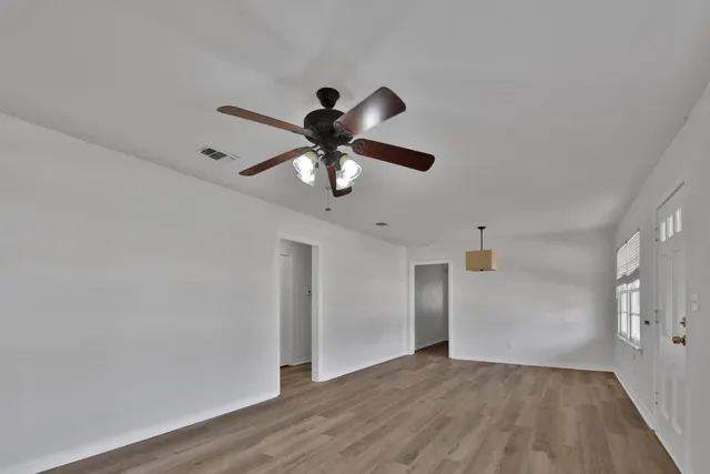 Photo 7 — 4013 32nd Street, Lubbock, TX 79410