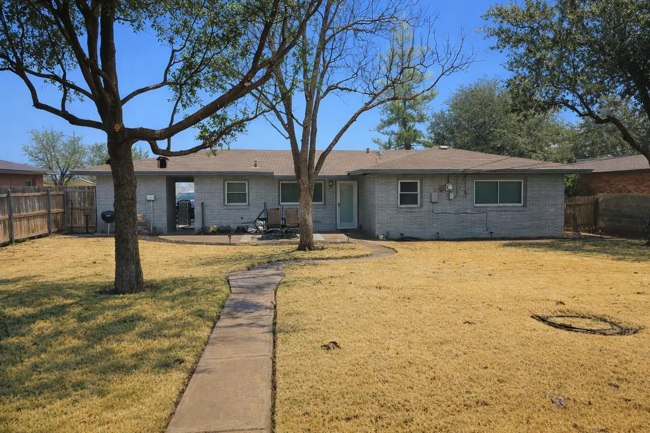 Photo 20 — 305 N 21st Street, Lamesa, TX 79331