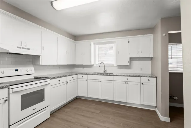 Photo 6 — 301 Austin Street, Levelland, TX 79336
