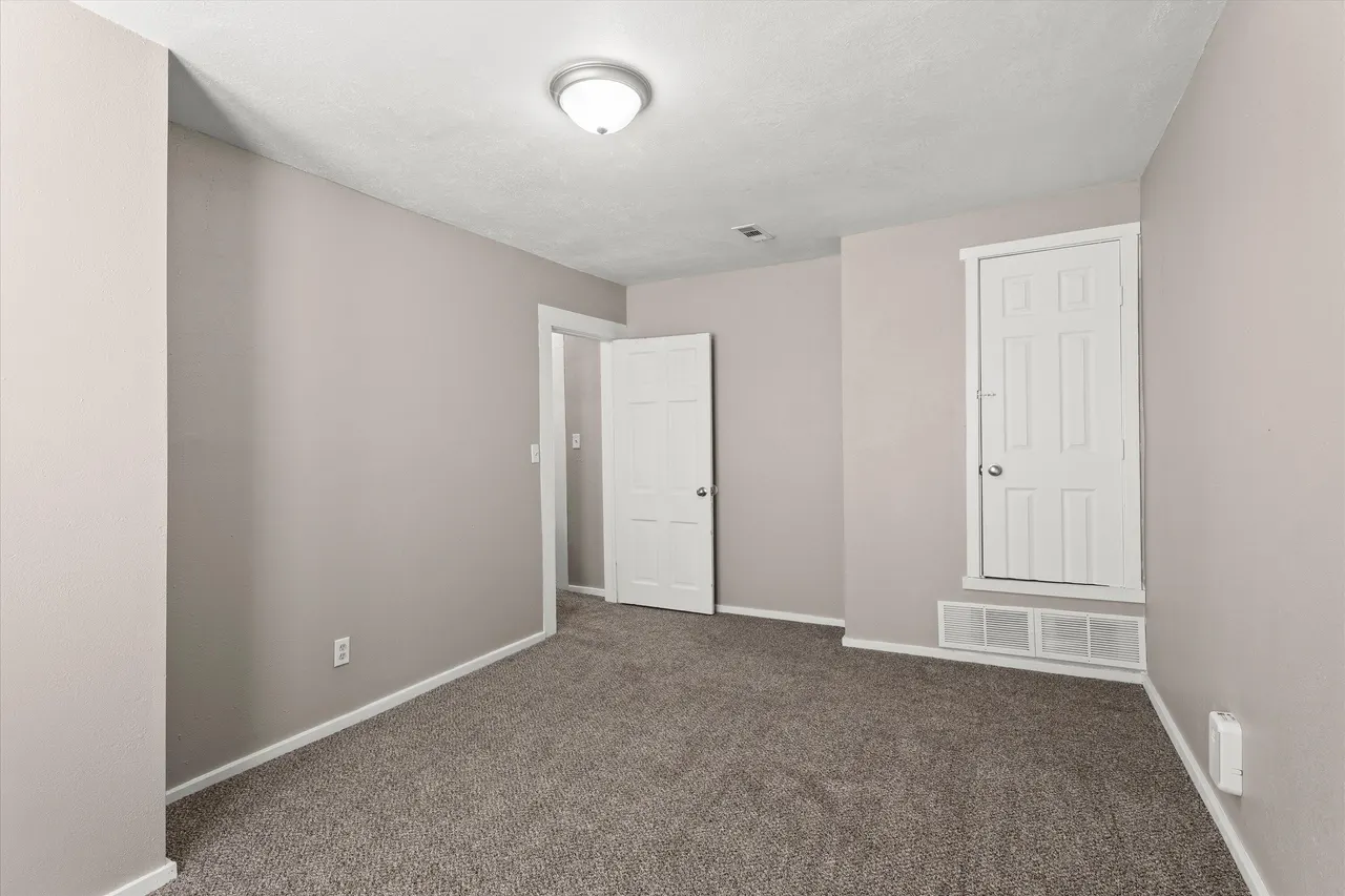 Photo 12 — 301 Austin Street, Levelland, TX 79336