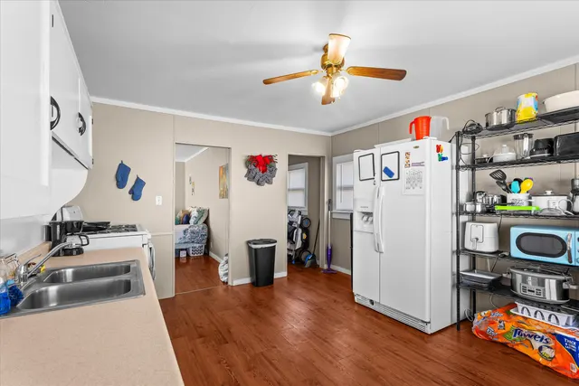 Photo 6 — 204 Austin Street, Levelland, TX 79336
