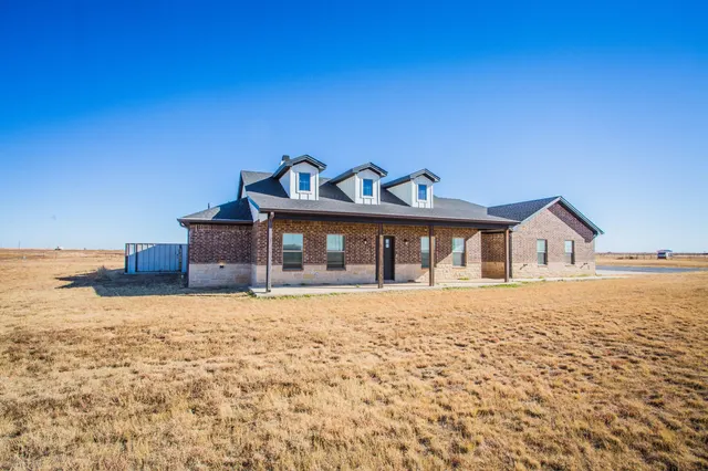 Photo 2 — 6710 N County Road 1100, Shallowater, TX 79363