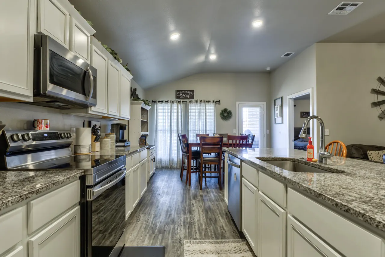 Photo 16 — 3302 Venita Avenue, Lubbock, TX 79407