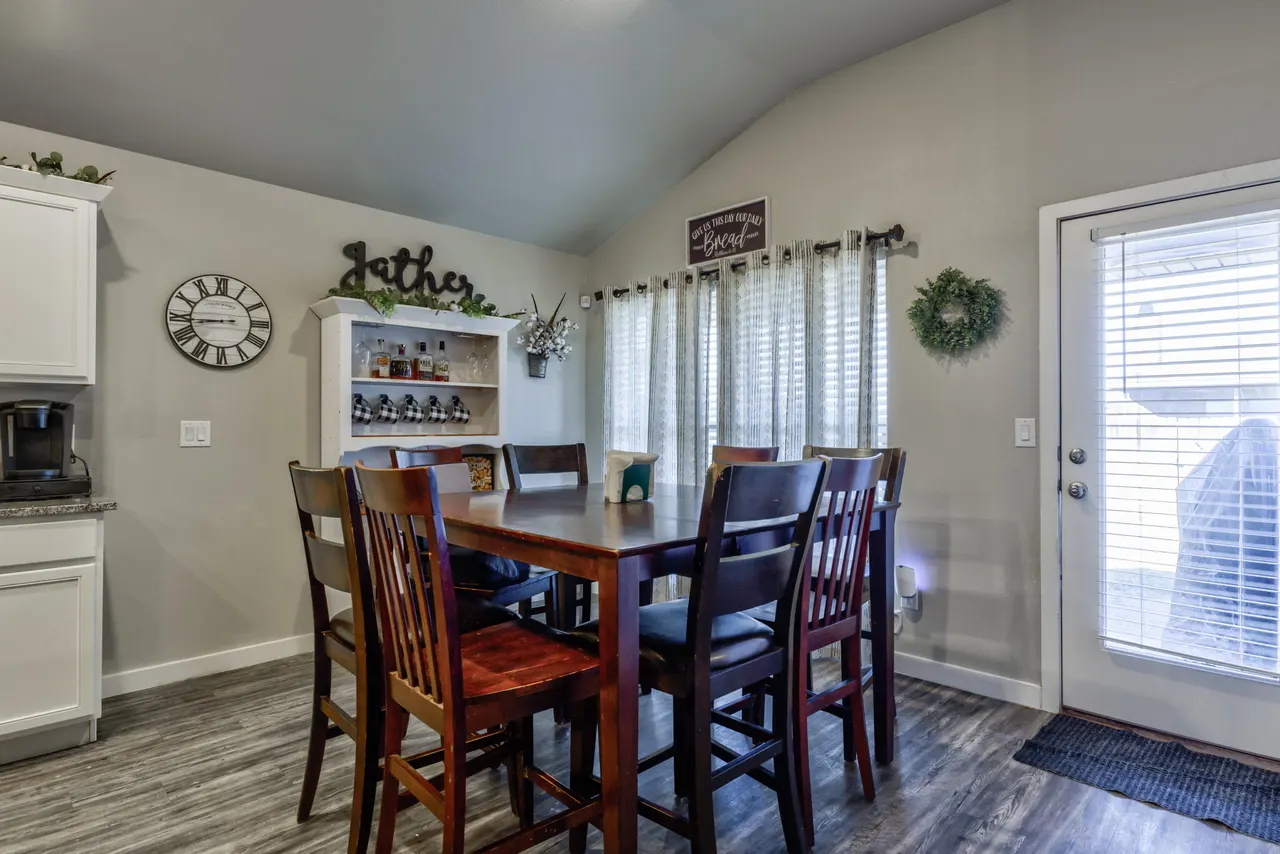 Photo 17 — 3302 Venita Avenue, Lubbock, TX 79407