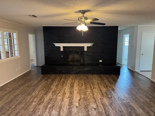 Photo 3 — 3404 53rd Street, Lubbock, TX 79413
