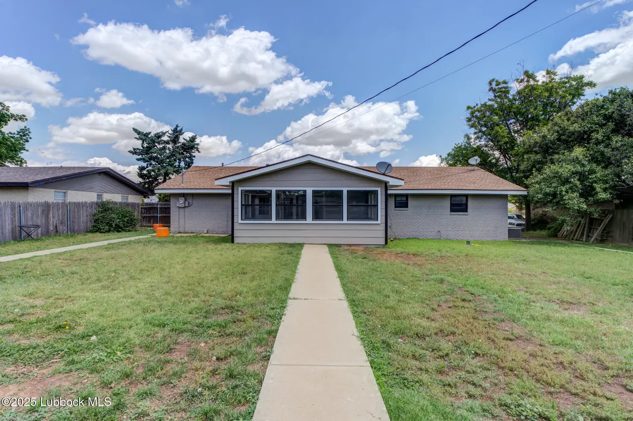 Photo 32 — 2803 W 18th Street, Plainview, TX 79072