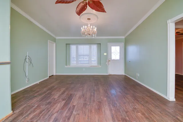 Photo 6 — 205 W 4th Street, Sundown, TX 79372
