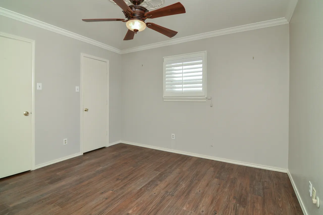 Photo 18 — 205 W 4th Street, Sundown, TX 79372