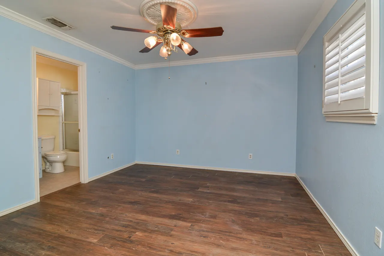 Photo 19 — 205 W 4th Street, Sundown, TX 79372