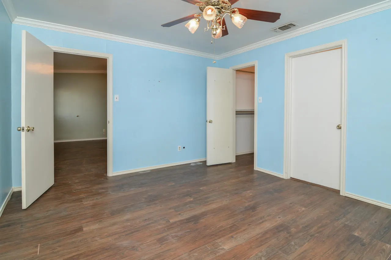 Photo 21 — 205 W 4th Street, Sundown, TX 79372