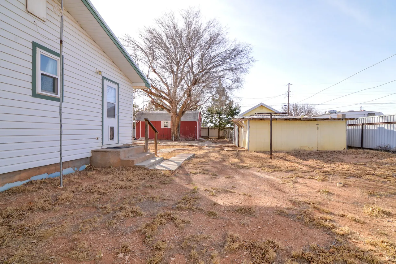 Photo 26 — 205 W 4th Street, Sundown, TX 79372