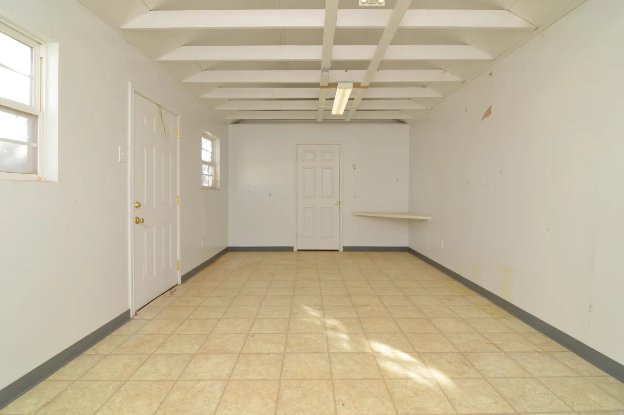 Photo 37 — 205 W 4th Street, Sundown, TX 79372