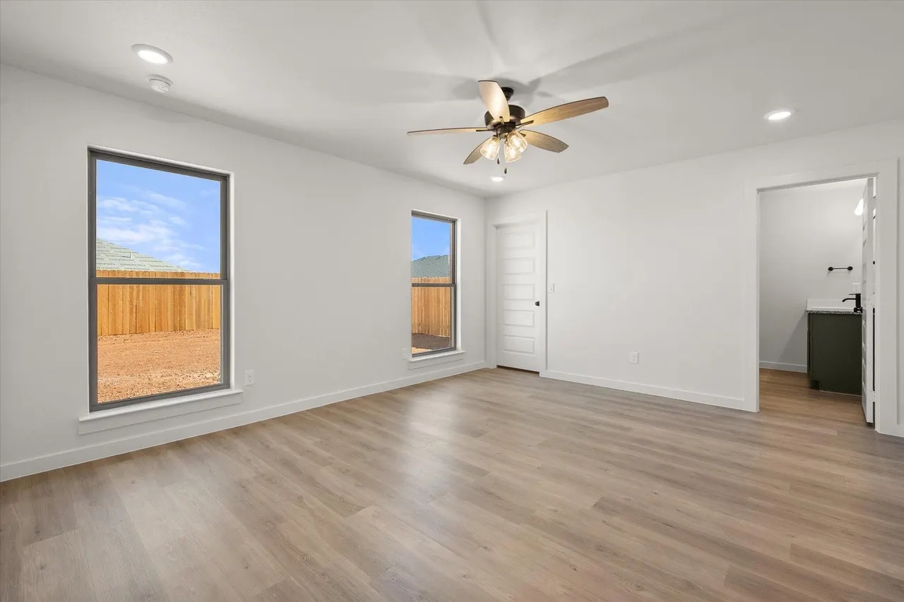 Photo 14 — 2422 Aberdeen Avenue, Wolfforth, TX 79382