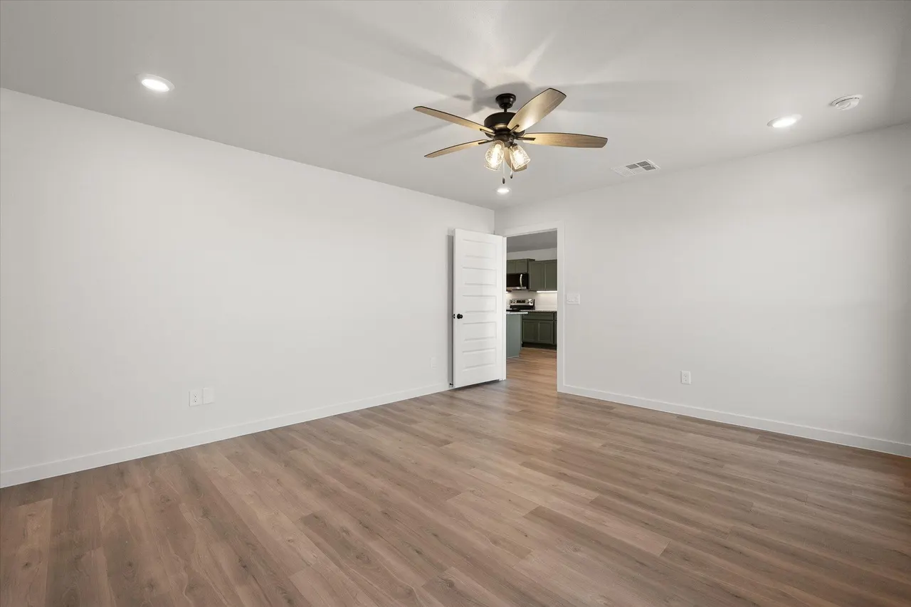 Photo 15 — 2422 Aberdeen Avenue, Wolfforth, TX 79382