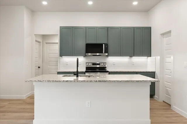 Photo 8 — 2407 Aberdeen Avenue, Wolfforth, TX 79382