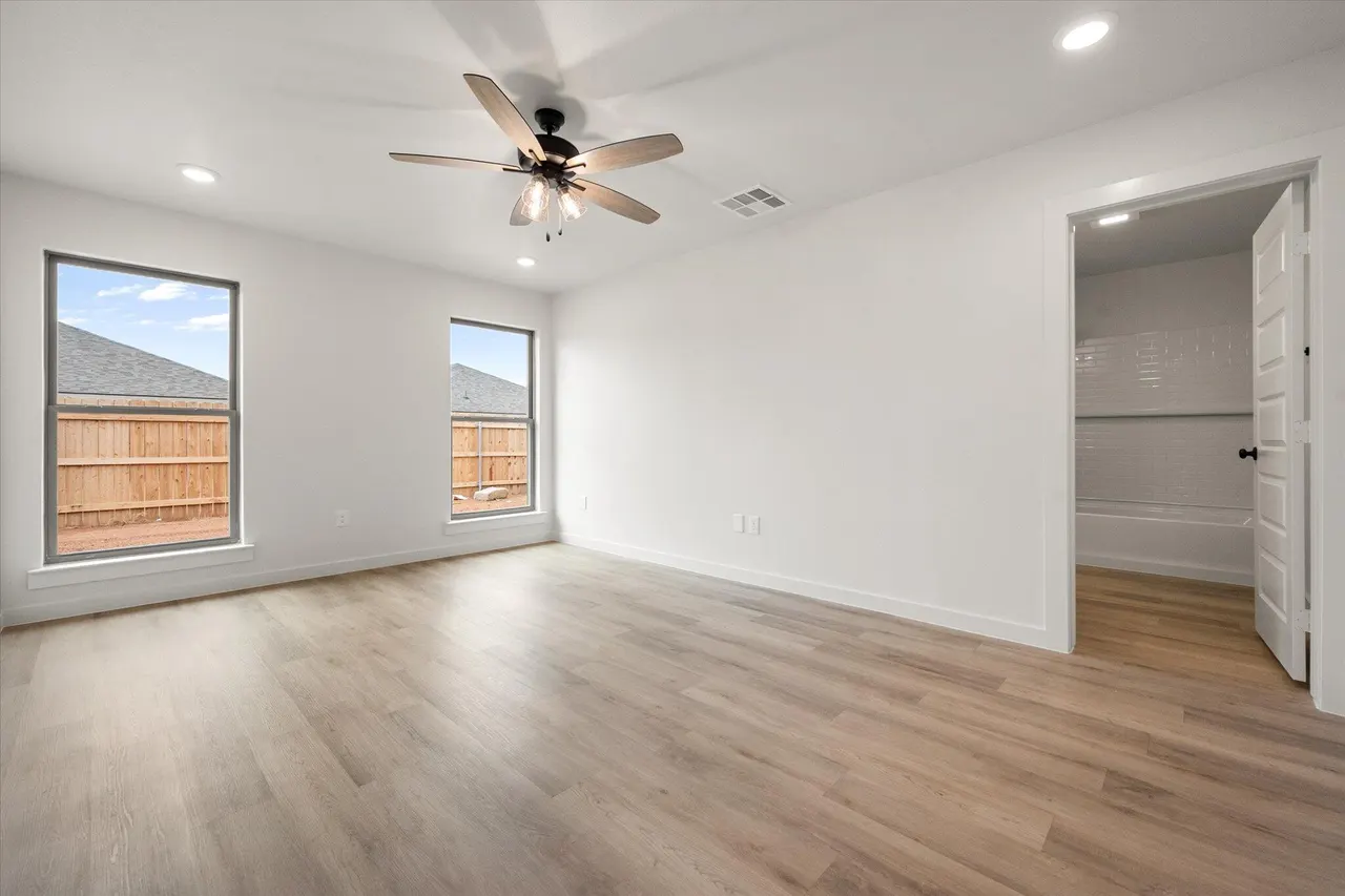 Photo 12 — 2407 Aberdeen Avenue, Wolfforth, TX 79382