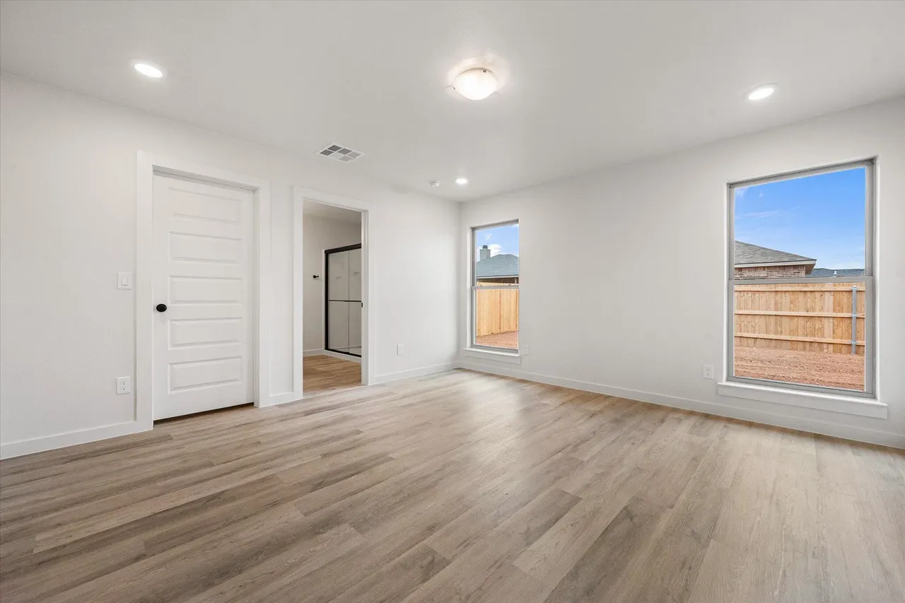 Photo 13 — 2409 Aberdeen Avenue, Wolfforth, TX 79382
