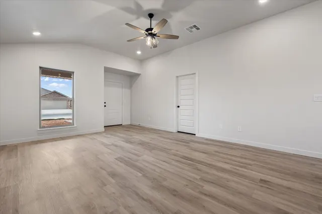 Photo 6 — 2409 Aberdeen Avenue, Wolfforth, TX 79382