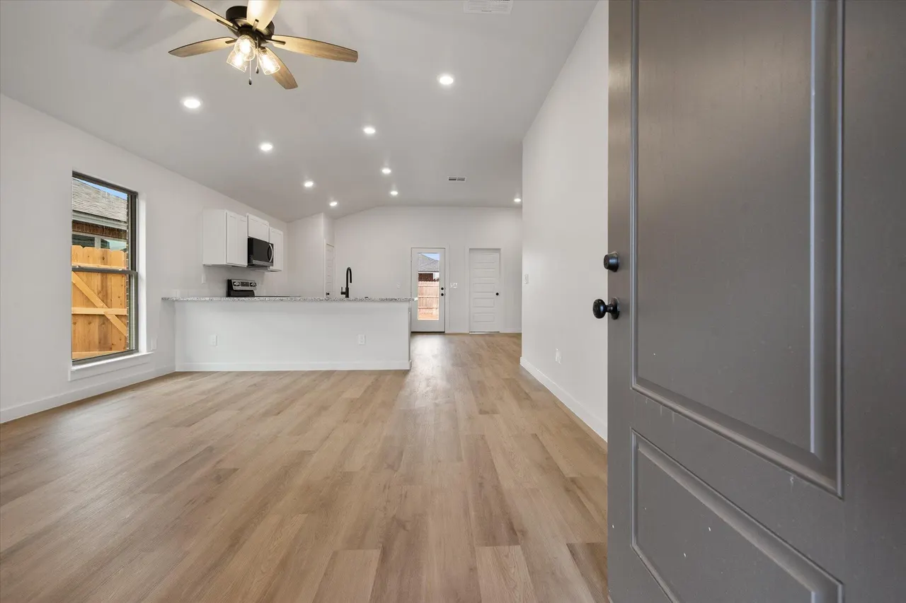 Photo 2 — 2411 Aberdeen Avenue, Wolfforth, TX 79382