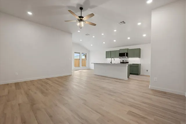 Photo 3 — 2412 Aberdeen Avenue, Wolfforth, TX 79382