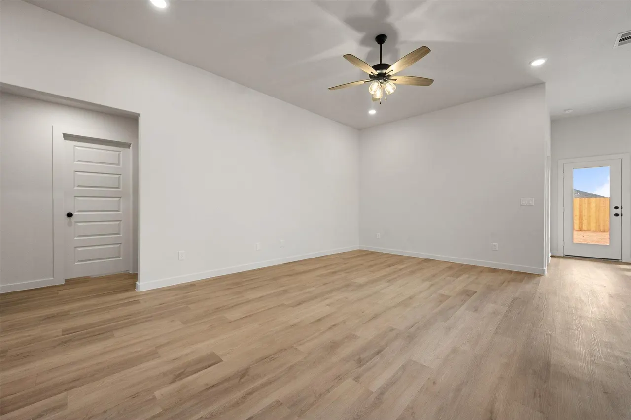 Photo 2 — 2412 Aberdeen Avenue, Wolfforth, TX 79382