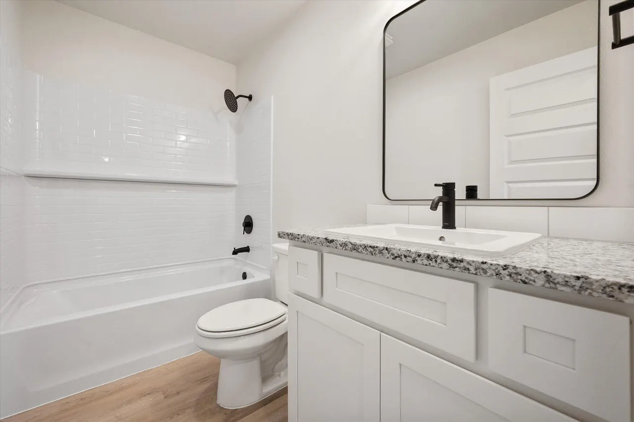 Photo 14 — 6313 Volney Avenue, Lubbock, TX 79407