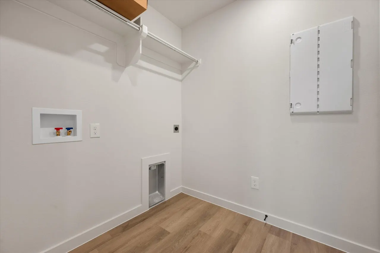 Photo 17 — 6313 Volney Avenue, Lubbock, TX 79407